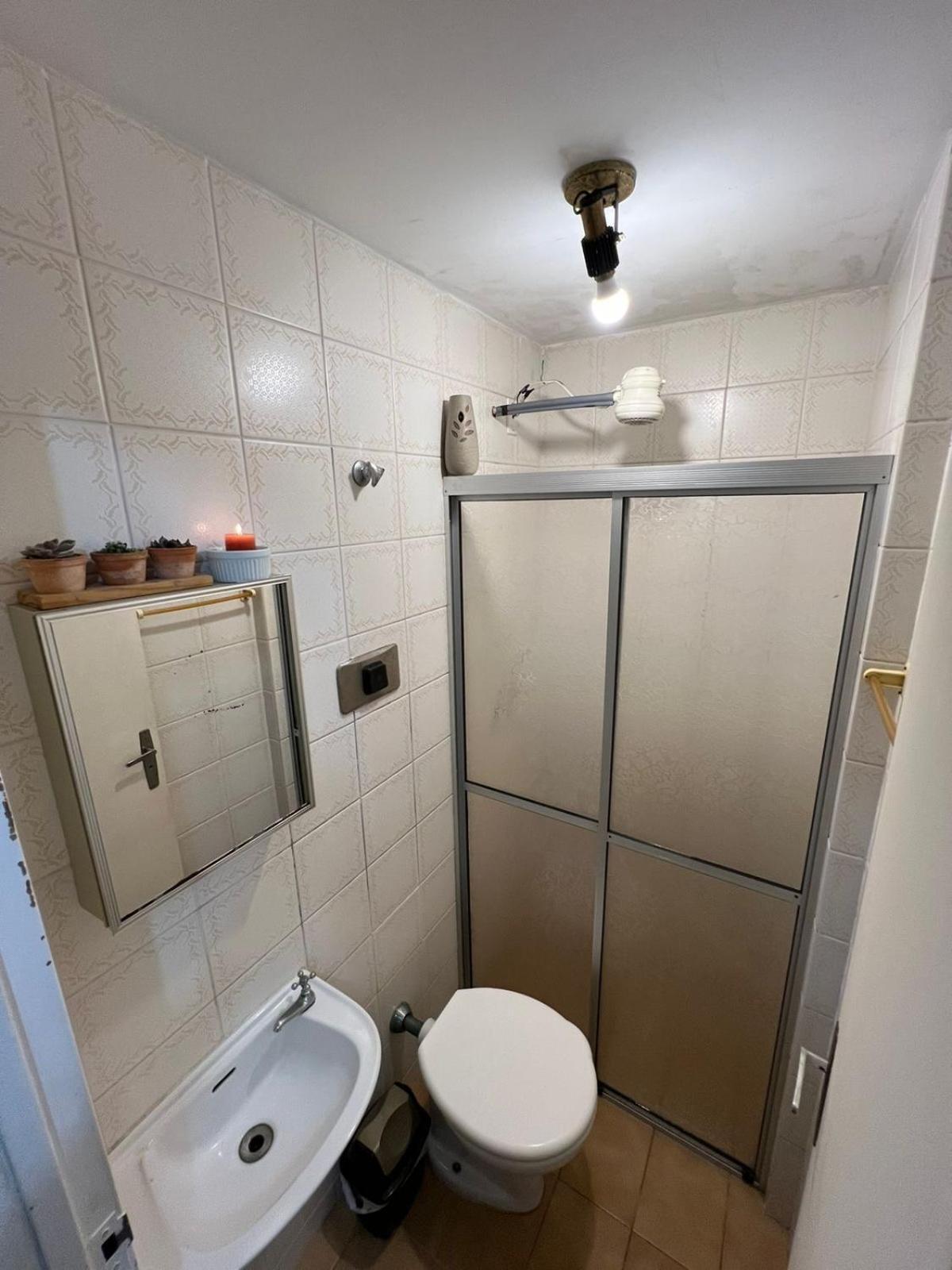 Hospedagem domiciliar Estilosa Com Garagem, Bem Localizado Quadra Mar, No Centro De Balneario Camboriu